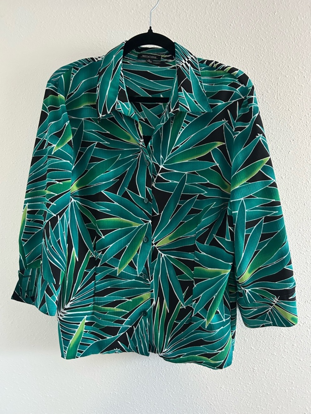 Notations Green & Black Tropical Print Button-Up